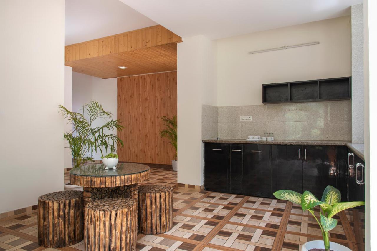 Valley View Apartments Kasauli Kültér fotó