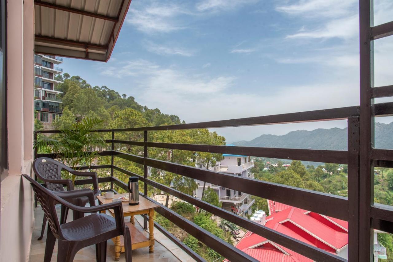 Valley View Apartments Kasauli Kültér fotó