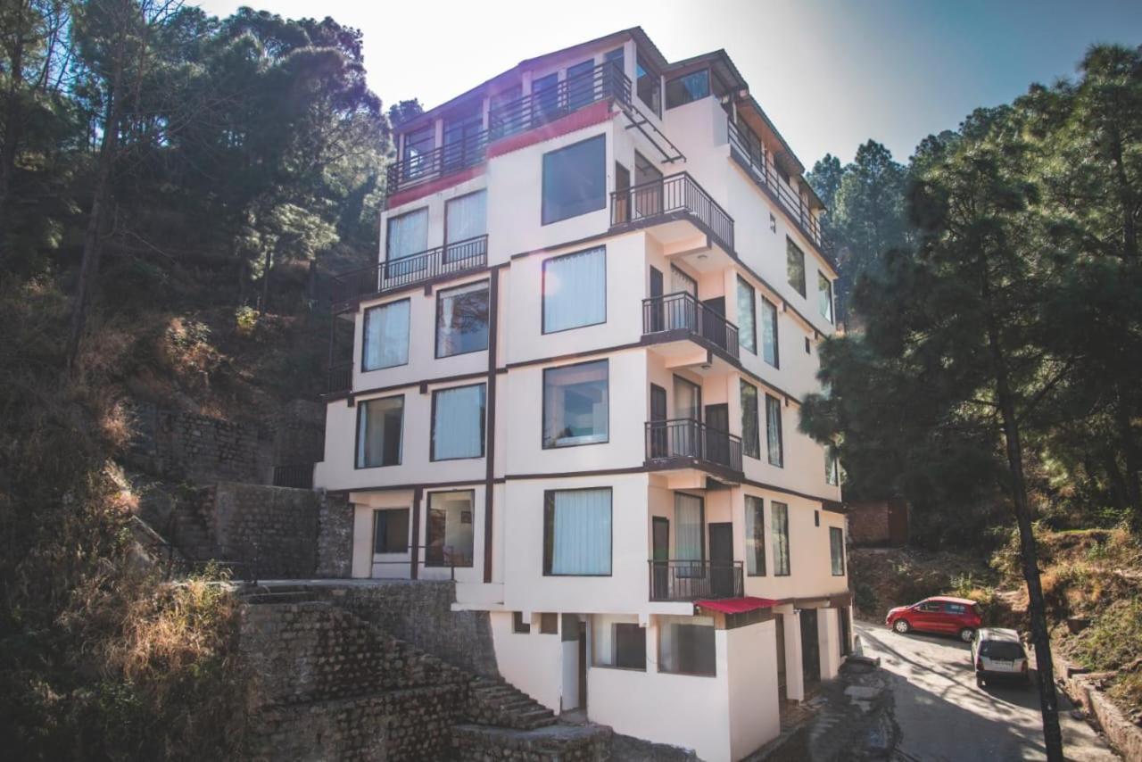 Valley View Apartments Kasauli Kültér fotó